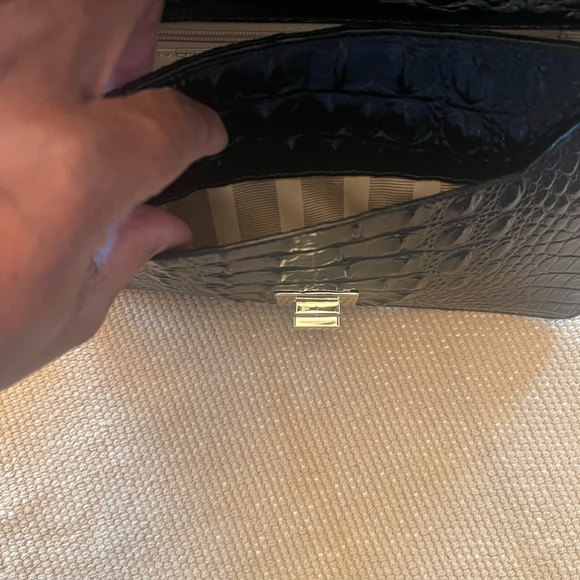 NWT! BRAHMIN CLUTCH/WRISTLET! - Picture 5 of 6